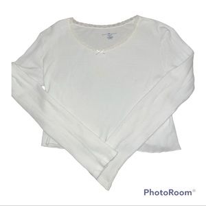 Vintage white long sleeve top from Brandy Melville